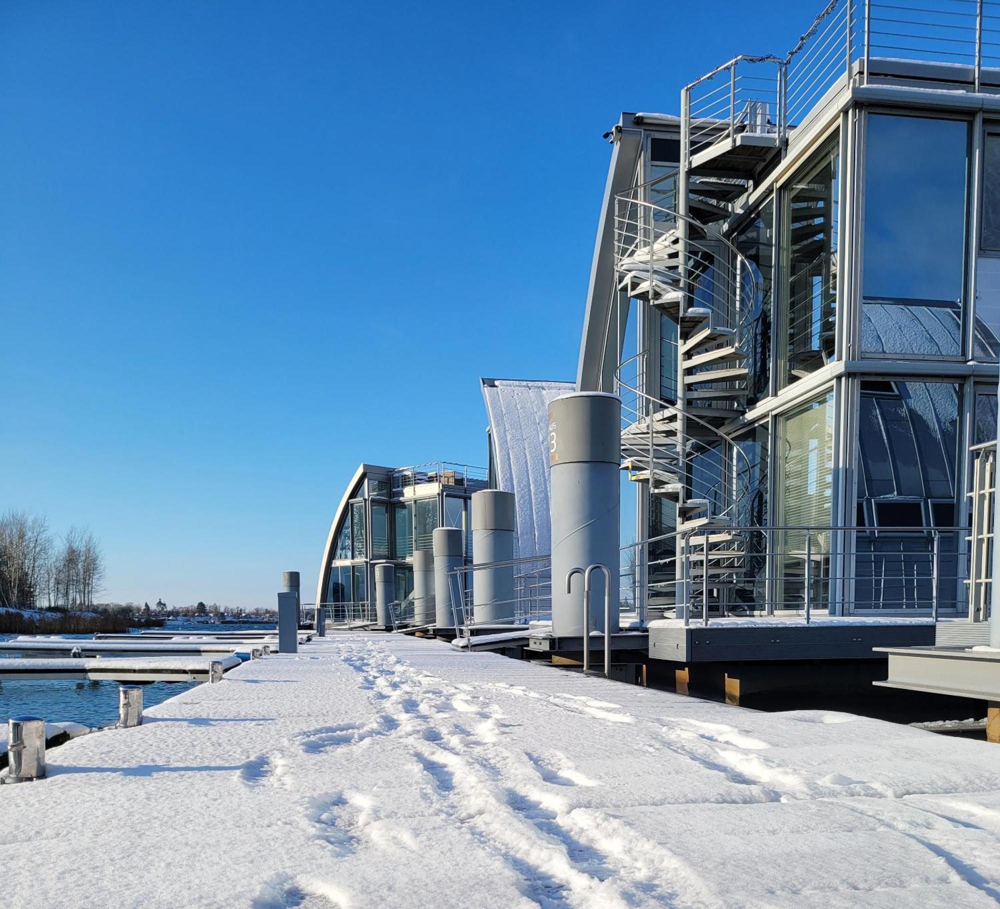 Schwimmendes Ferienhaus Sky Elsterheide Exterior photo