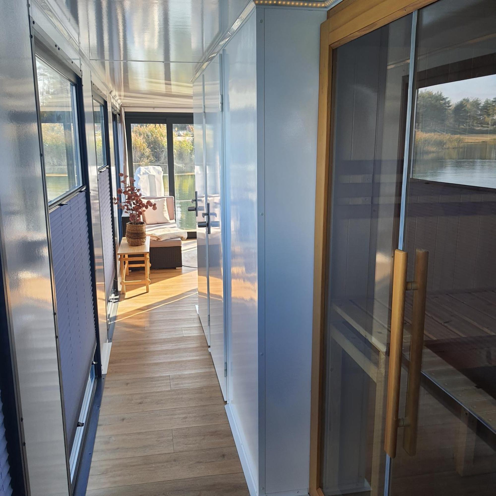 Schwimmendes Ferienhaus Sky Elsterheide Exterior photo