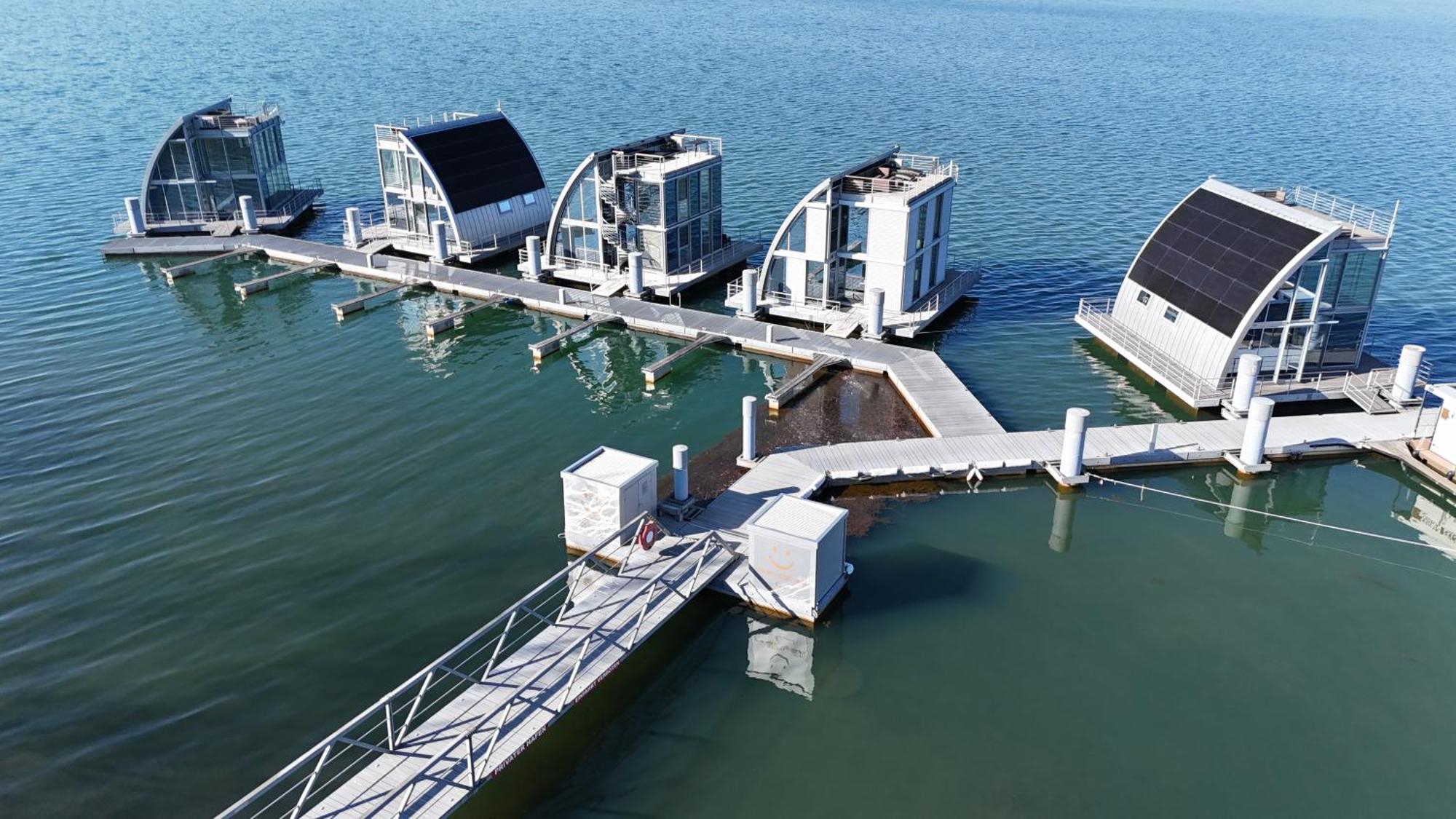 Schwimmendes Ferienhaus Sky Elsterheide Exterior photo